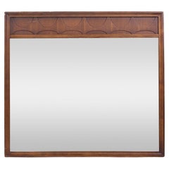 Broyhill Brasilia Miroir en noyer du milieu du siècle