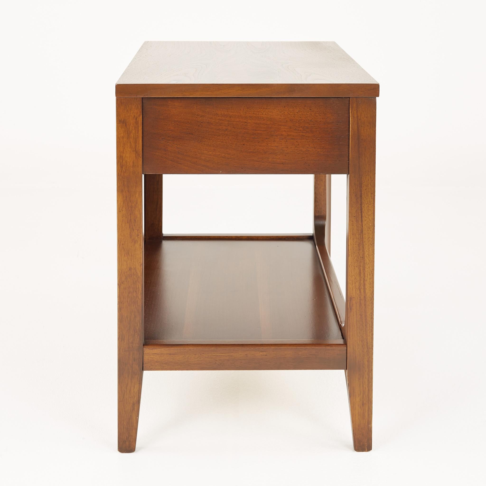 broyhill nightstand