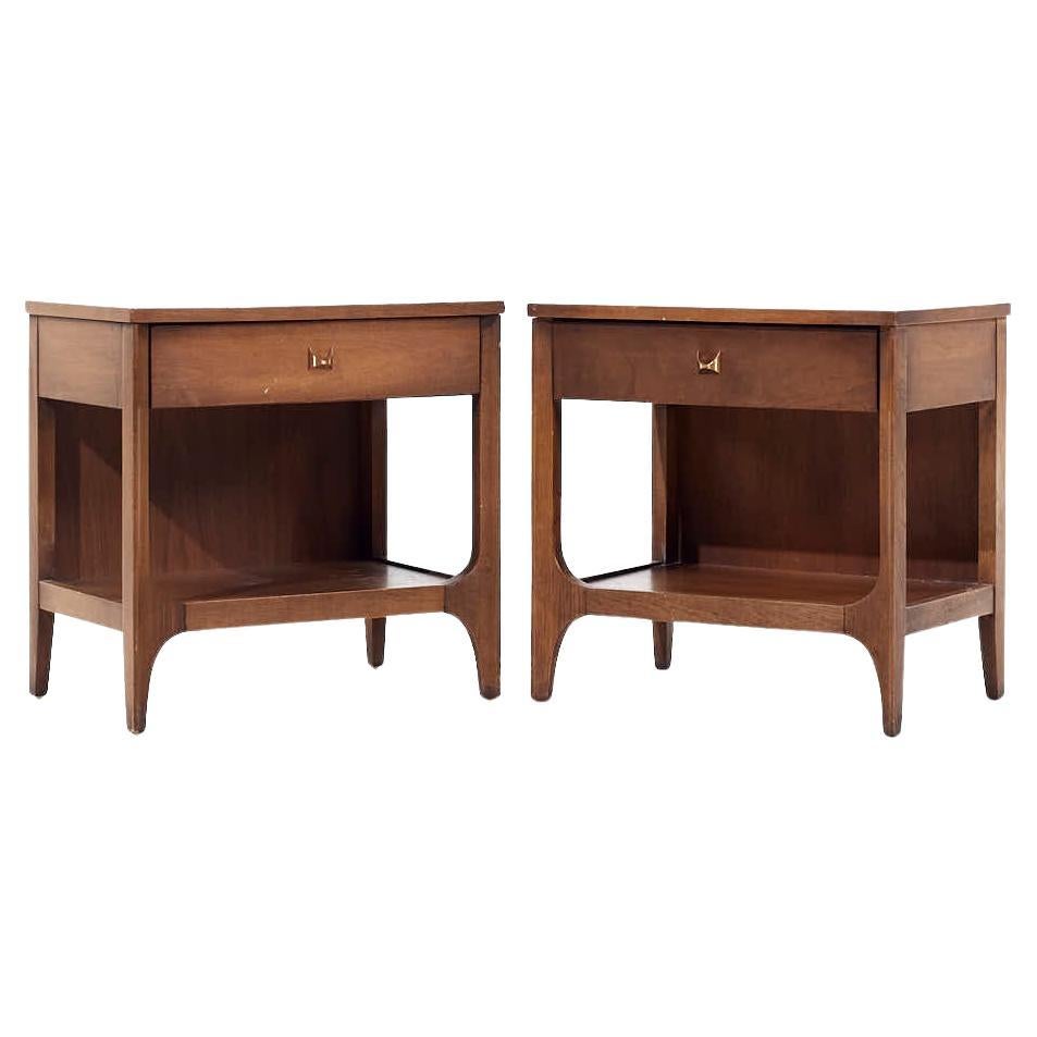 Broyhill Brasilia Mid Century Walnut Nightstands - Pair