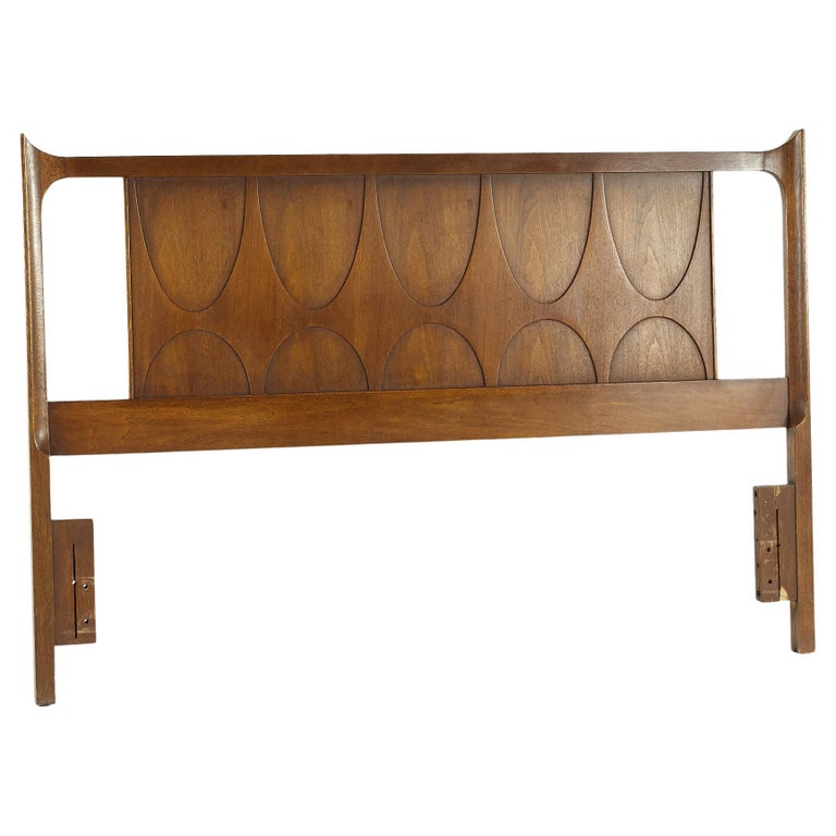 Broyhill Brasilia Mid Century Walnut Queen Headboard For Sale at 1stDibs