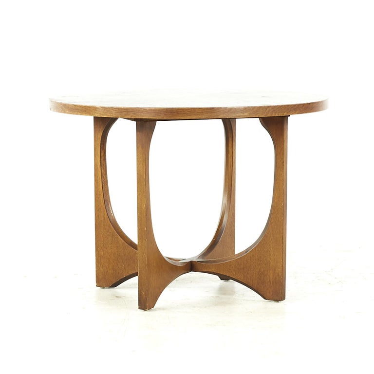 Broyhill Brasilia Midcentury Walnut Round Side Table For Sale at 1stDibs