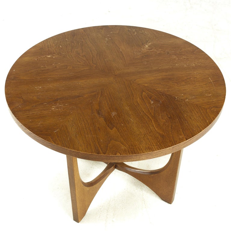 Broyhill Brasilia Midcentury Walnut Round Side Table For Sale at 1stDibs