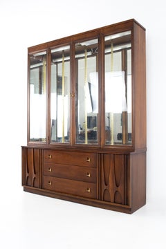 Broyhill Brasilia Mid Century Walnut Plinth Base Buffet and Hutch