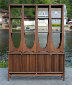 Broyhill Brasilia Model 6140-72/73 Room Divider Base & Deck Walnut Wall Unit