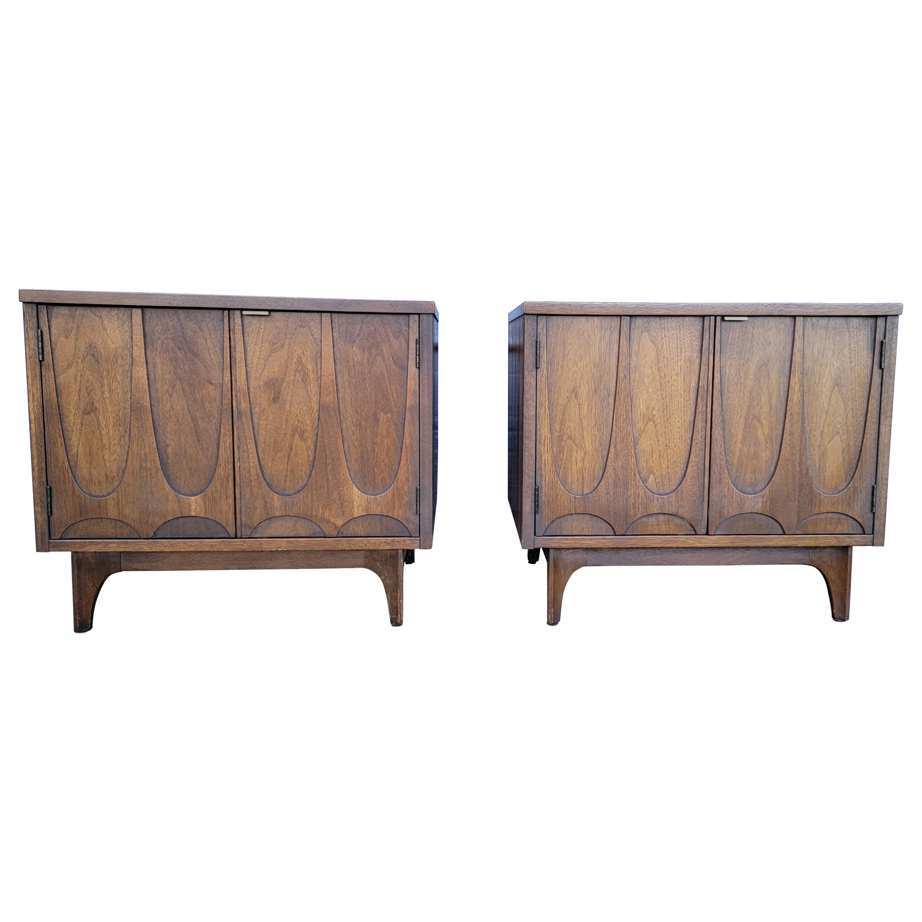 Broyhill Brasilia Nightstands a Pair