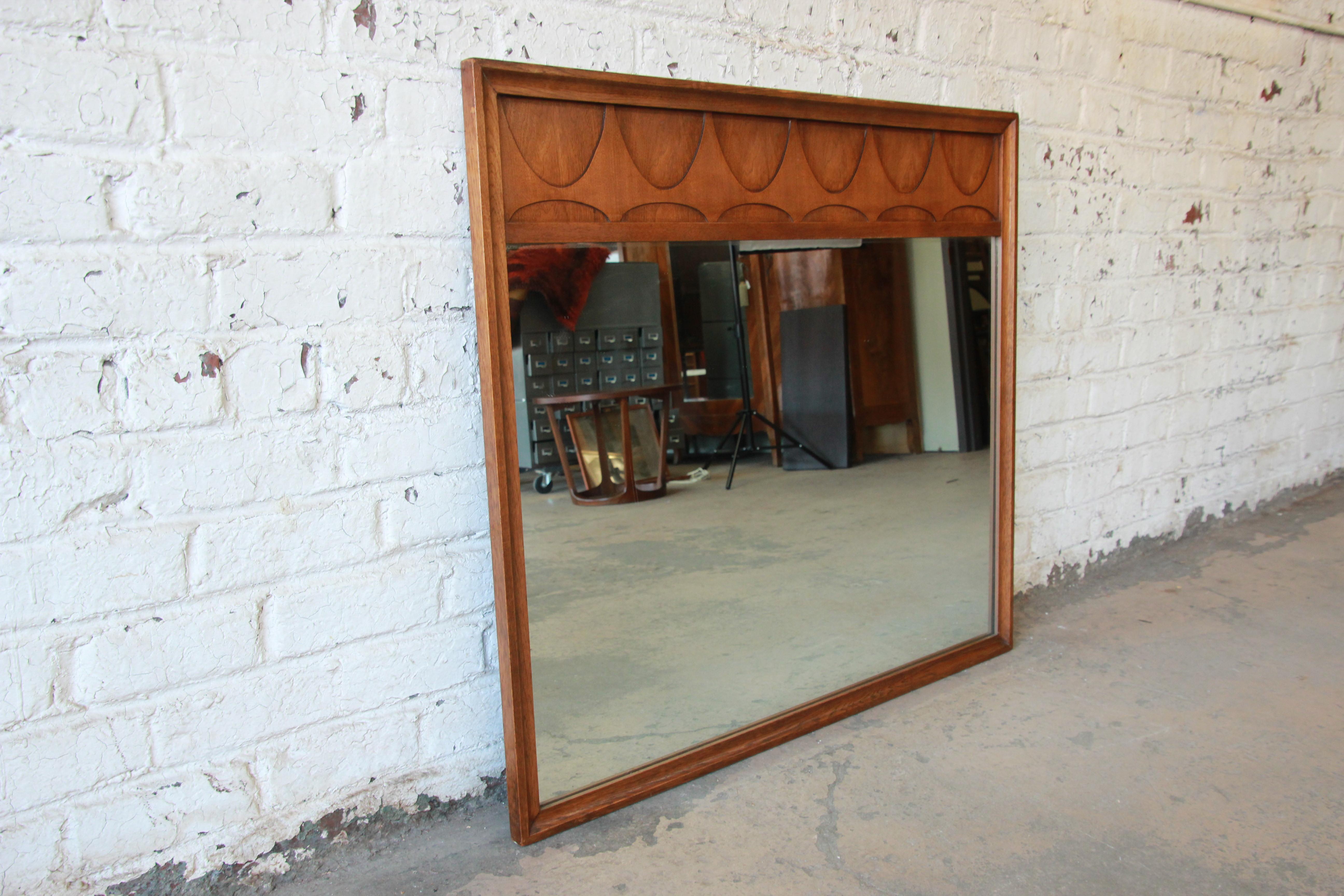 Broyhill Brasilia Sculpted Walnut Mid-Century Modern Framed Mirror In Good Condition In South Bend, IN