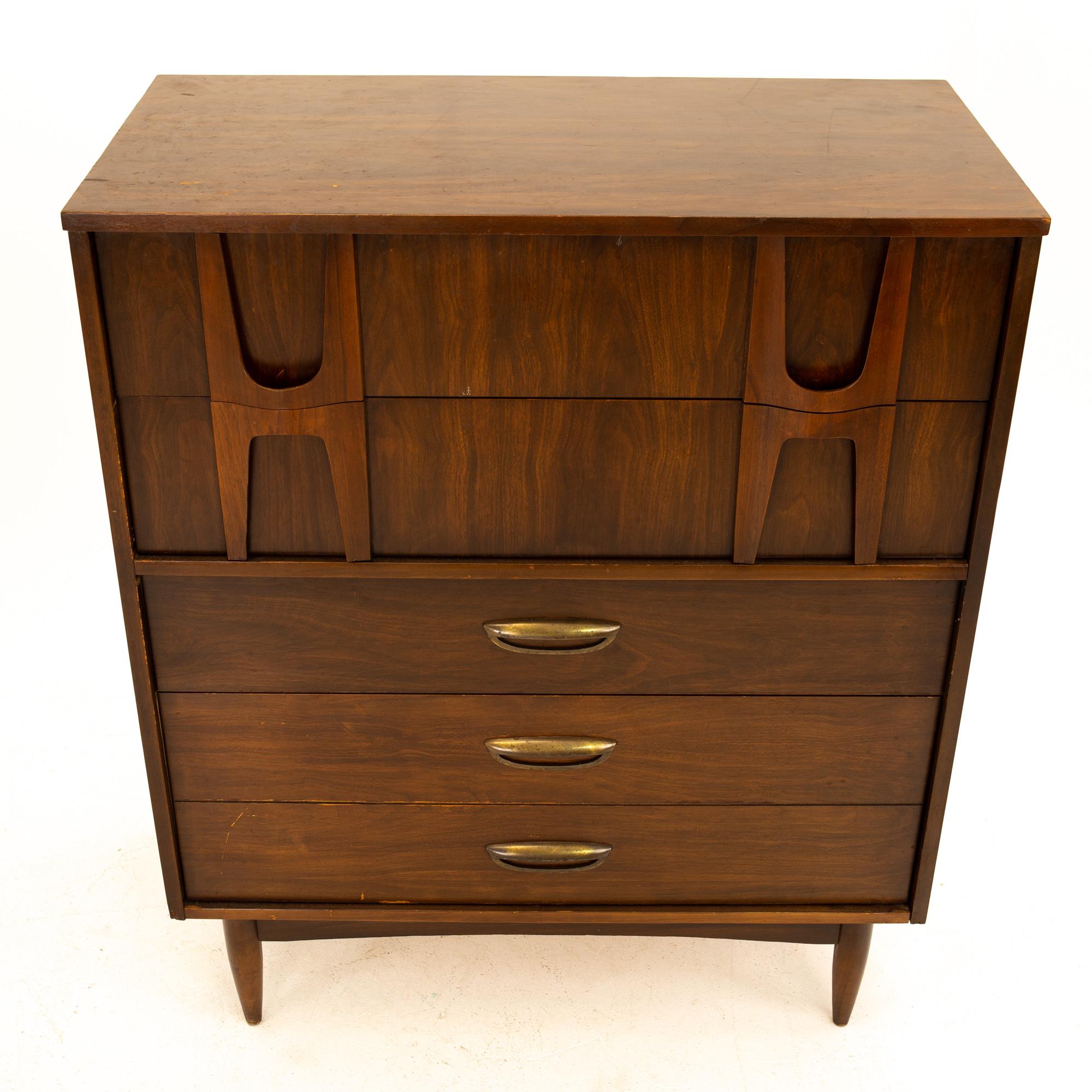 Broyhill Brasilia Style Brutalist MCM Dark Walnut 5 Drawer Highboy Dresser