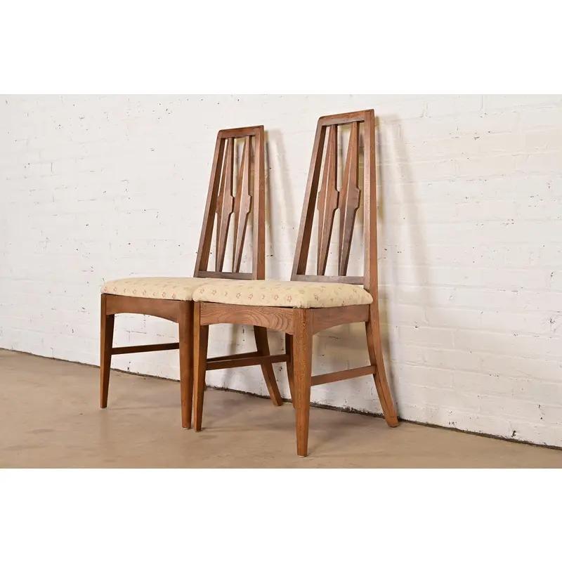 Broyhill Brasilia Style Mid-Century Modern High Back Dining Chair, Paar (amerikanisch) im Angebot