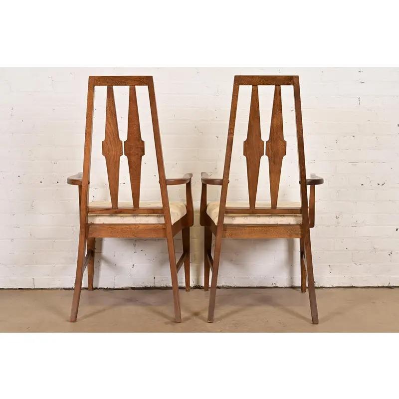 Broyhill Brasilia - Poltrone con schienale alto in noce in stile metà secolo moderno, coppia in vendita 2