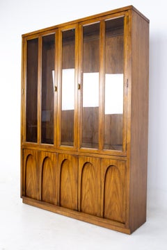 Broyhill Brasilia Style Mid Century Oak China Cabinet