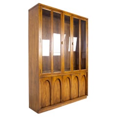 Retro Broyhill Brasilia Style Mid Century Oak China Cabinet