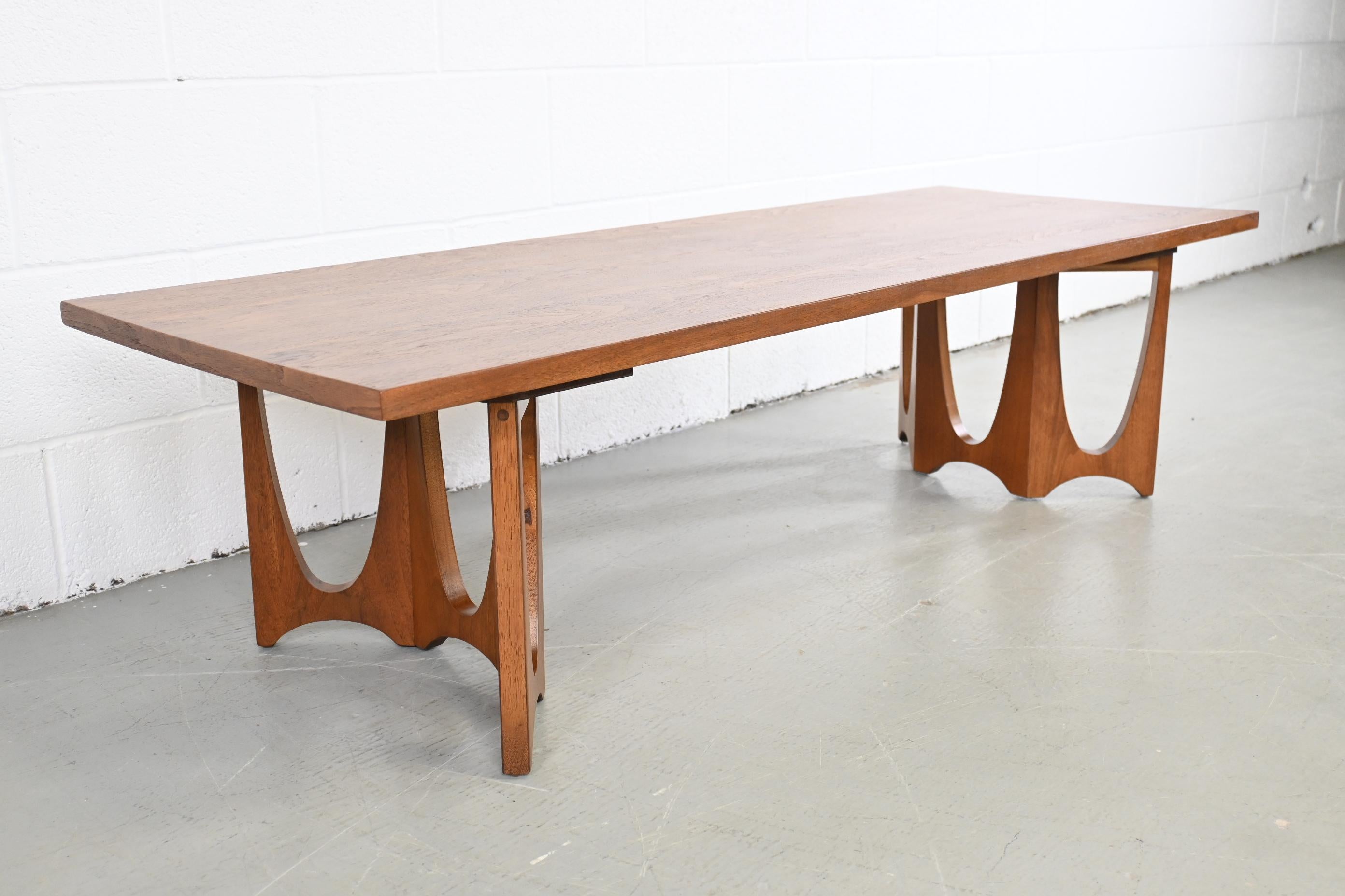 broyhill coffee tables discontinued