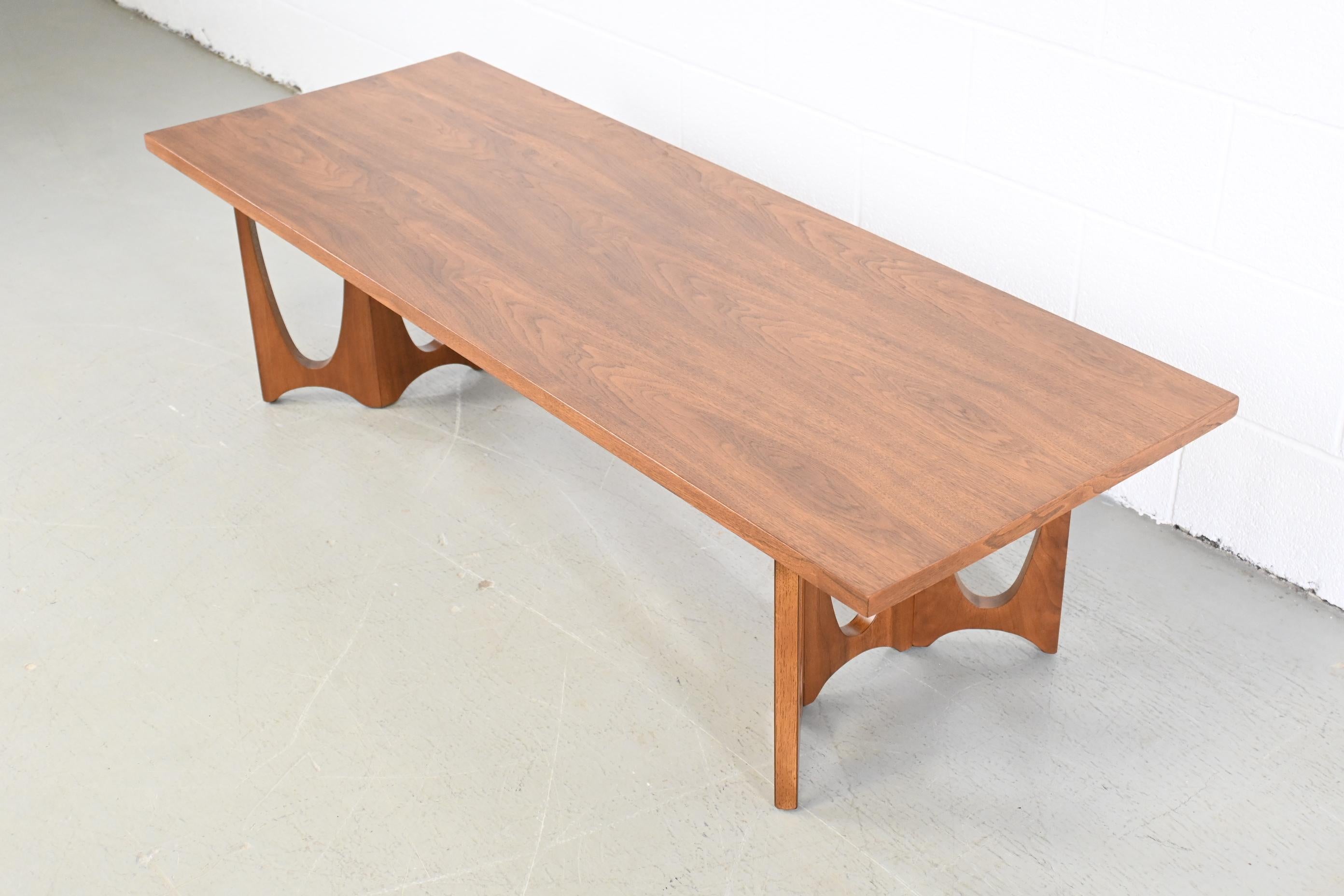 Lacquered Broyhill Brasilia Walnut Mid-Century Modern Rectangular Coffee Table