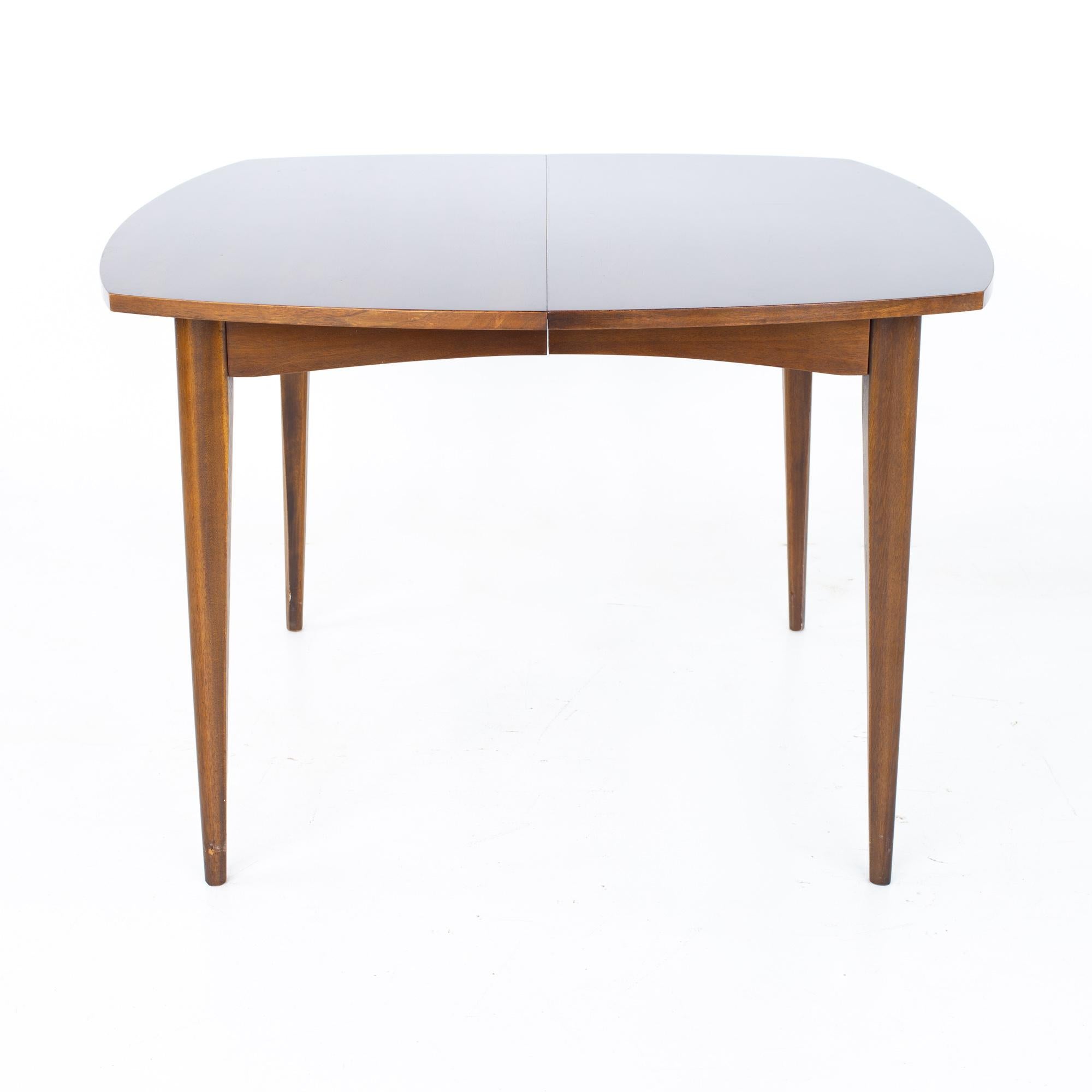 broyhill emphasis dining table