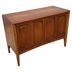 Broyhill Emphasis Piccolo Armadio/Credenza a 2 sportelli