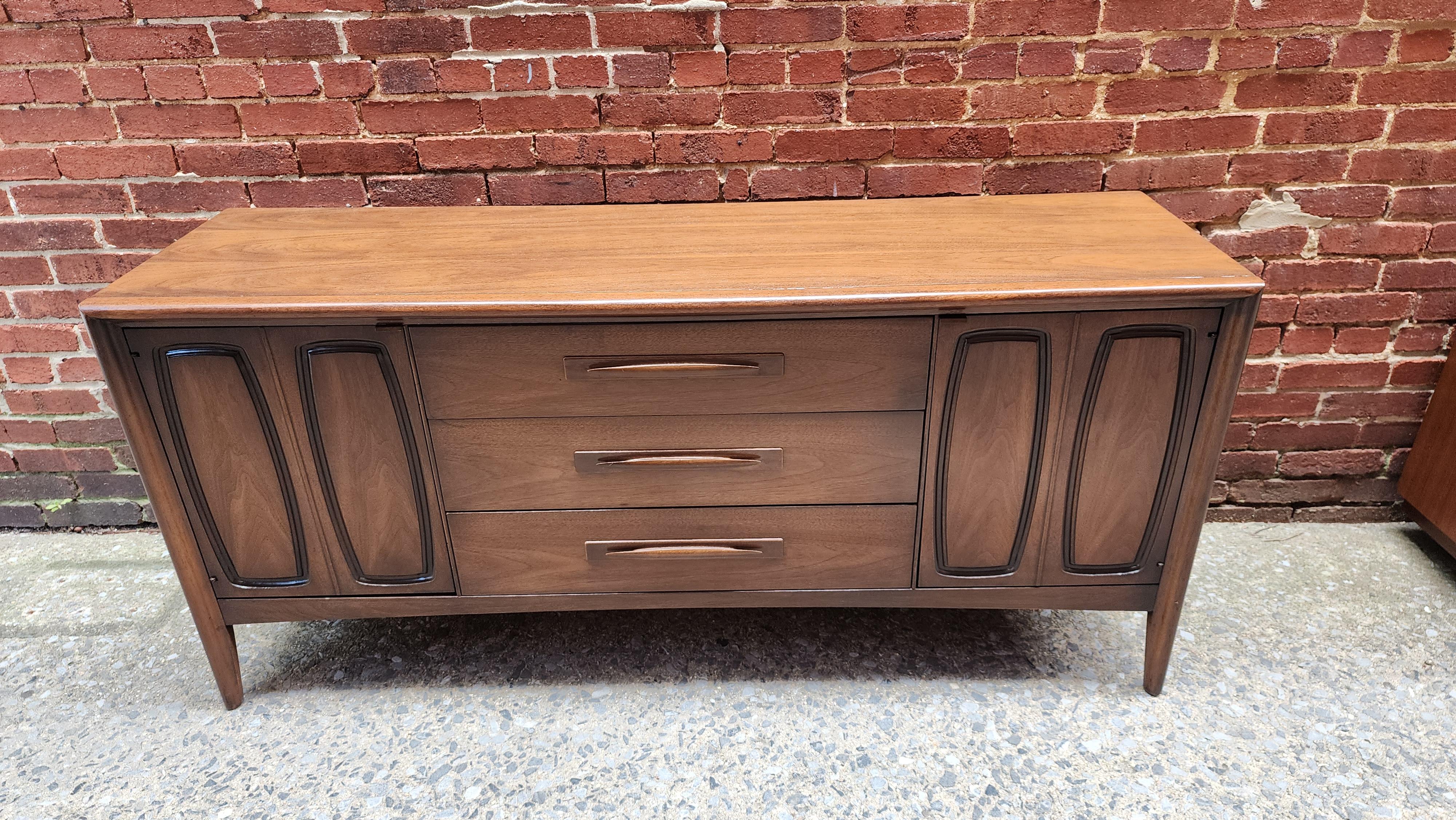 American Broyhill Emphasis Walnut Credenza Mid-Century Modern For Sale