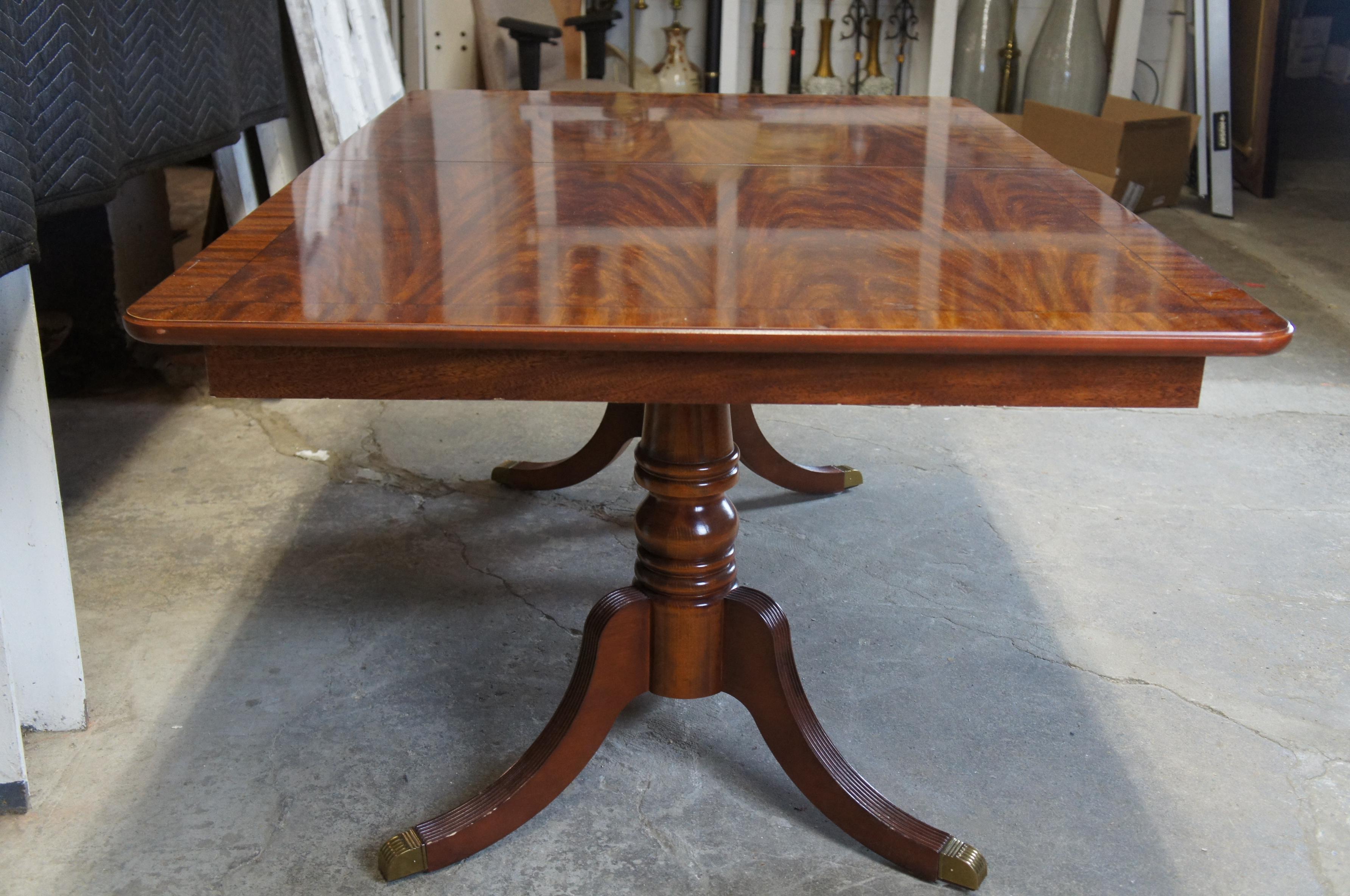 duncan phyfe dining table 1950