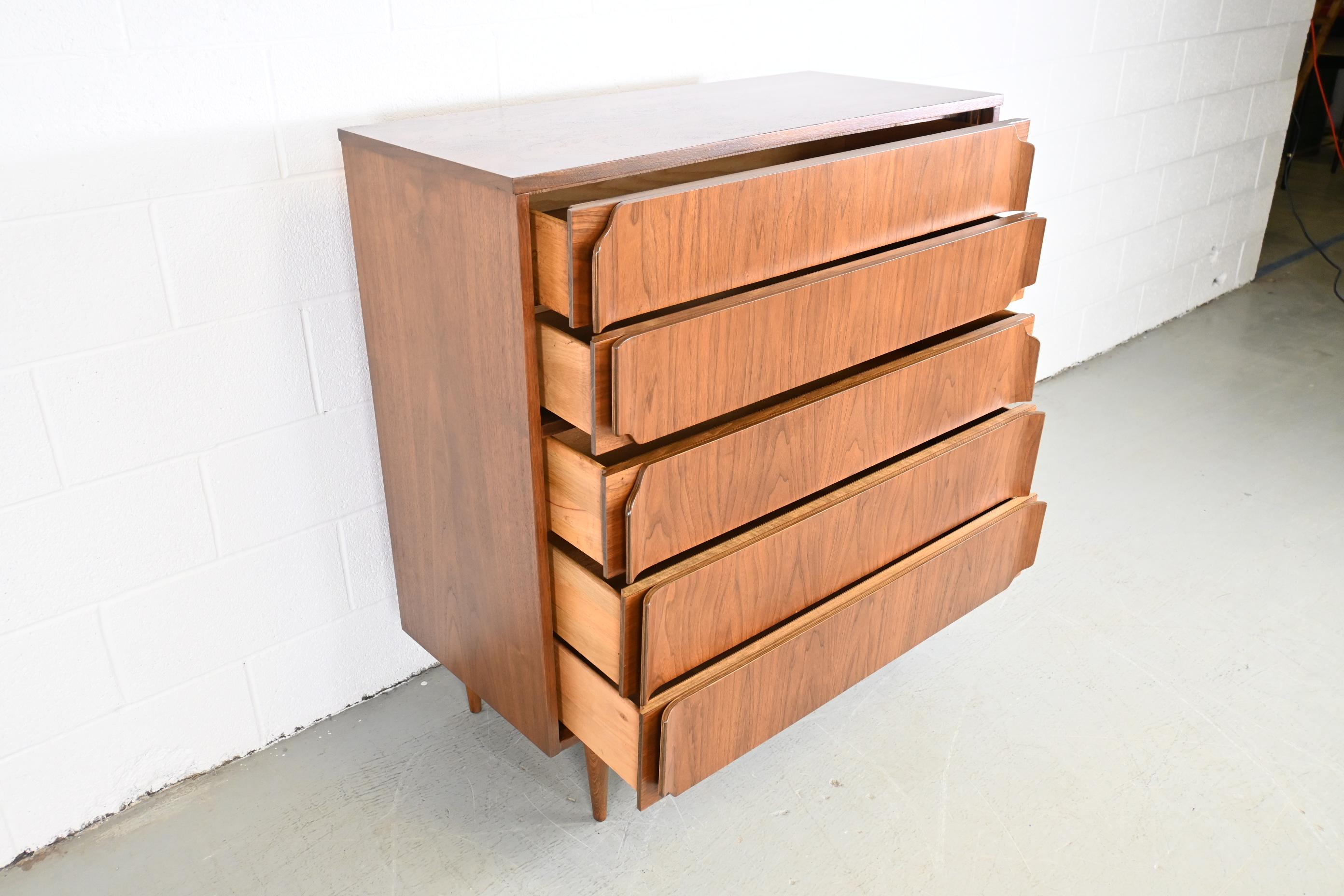 Broyhill Furniture Mid-Century Modern Walnut Highboy Dresser 4