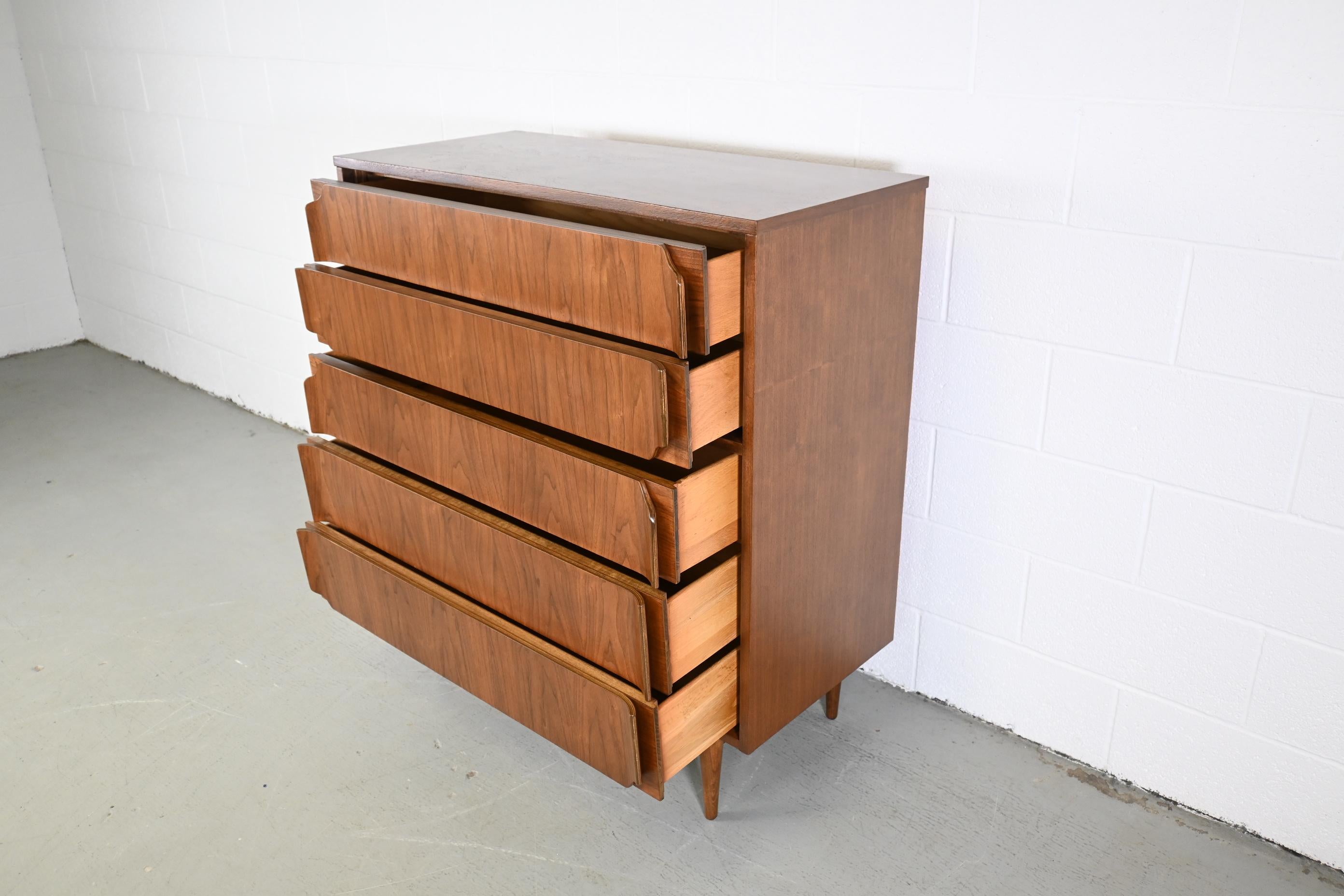 Broyhill Furniture Mid-Century Modern Walnut Highboy Dresser 5
