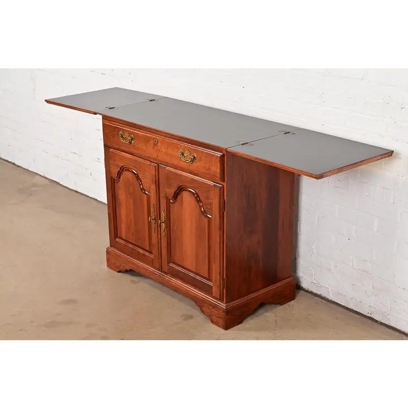 Broyhill Georgian Carved Cherry Wood Flip Top Bar Cabinet or Buffet Server For Sale 7