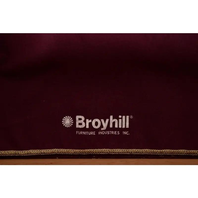 Broyhill Georgian Carved Cherry Wood Flip Top Bar Cabinet or Buffet Server For Sale 3