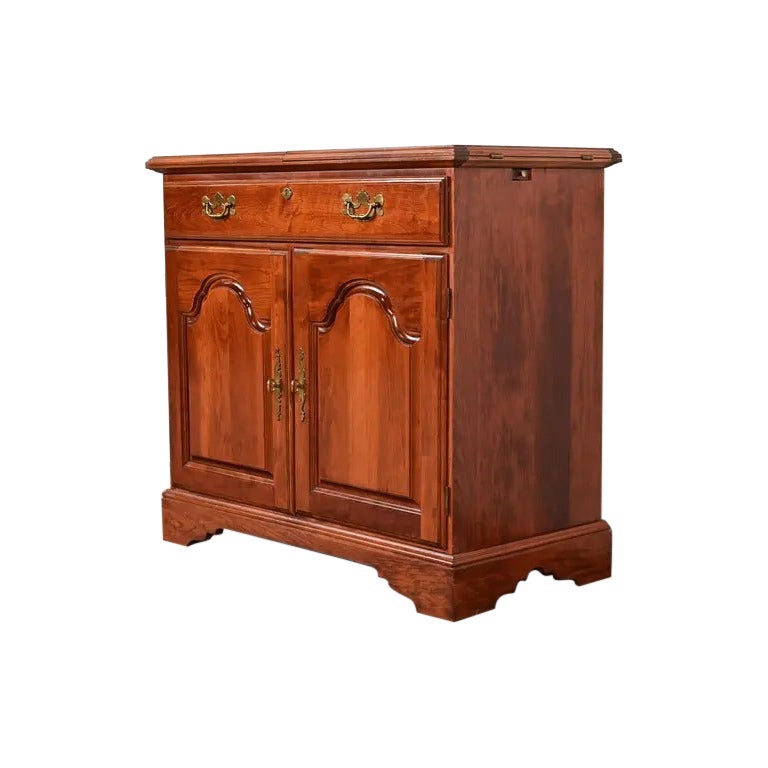 Broyhill Georgian Carved Cherry Wood Flip Top Bar Cabinet or Buffet Server For Sale