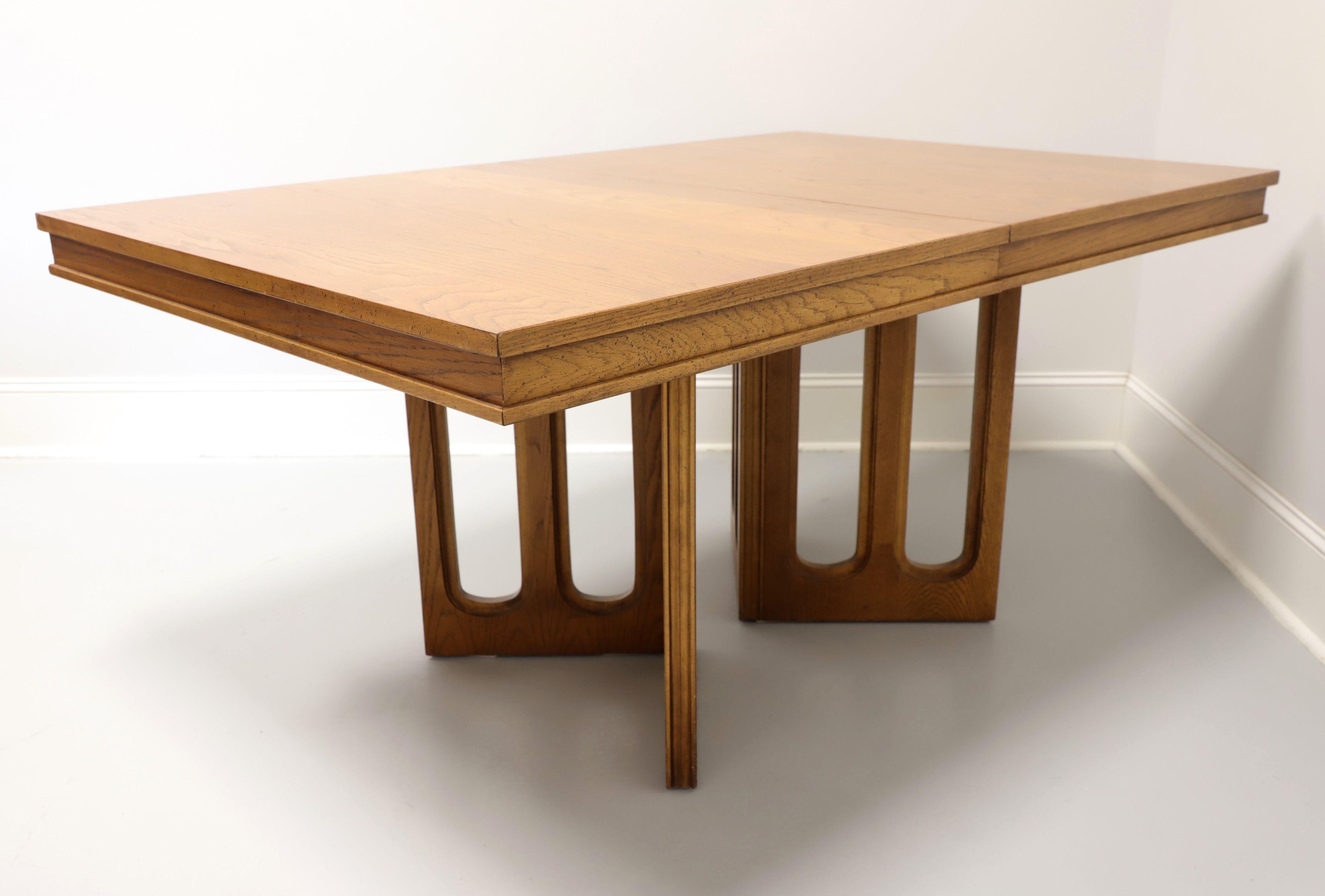 broyhill coffee table