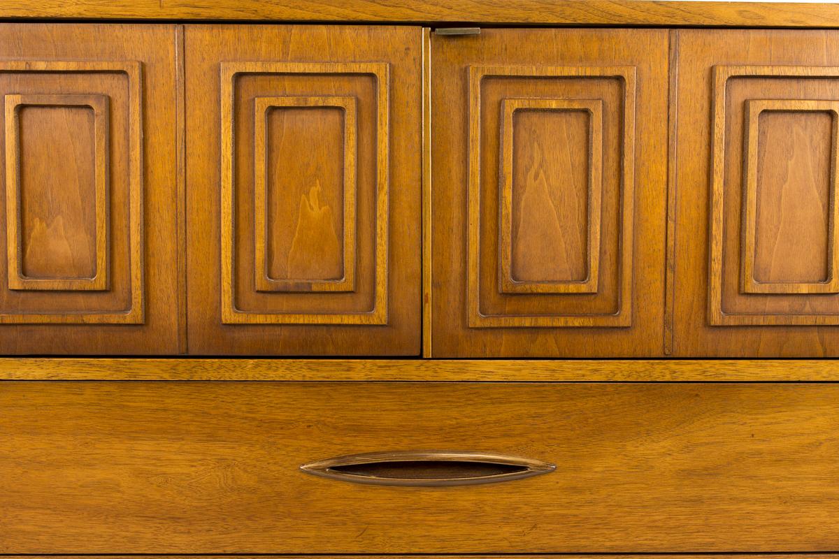 broyhill sculptra dresser