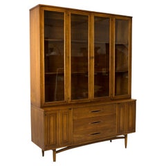 Retro Broyhill Premier Sculptra Mid Century China Cabinet