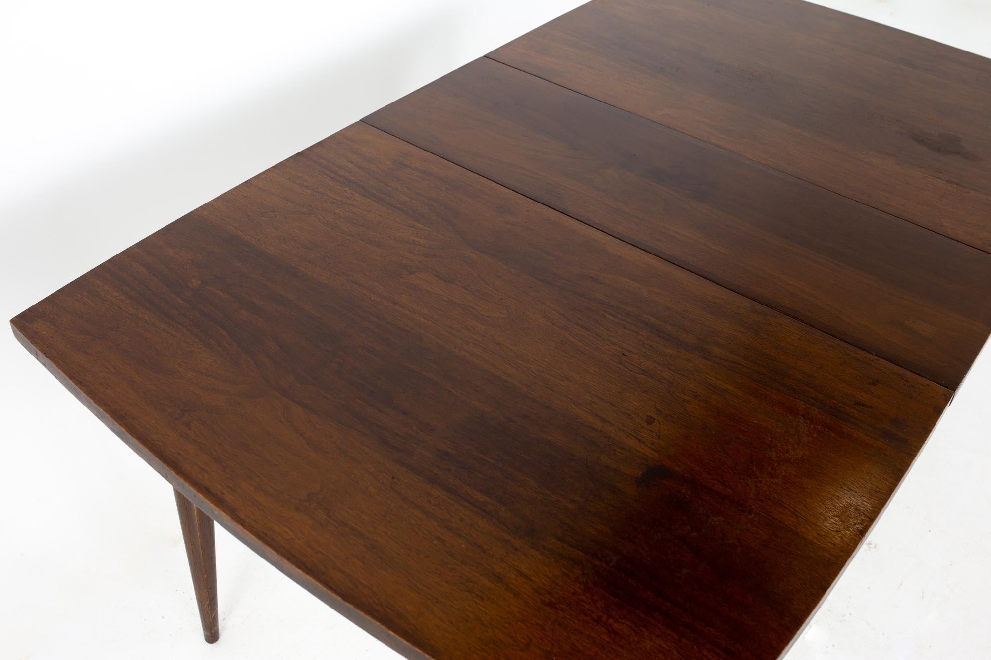 Broyhill Saga Mid Century Dining Walnut Surfboard Dining Table For Sale 2