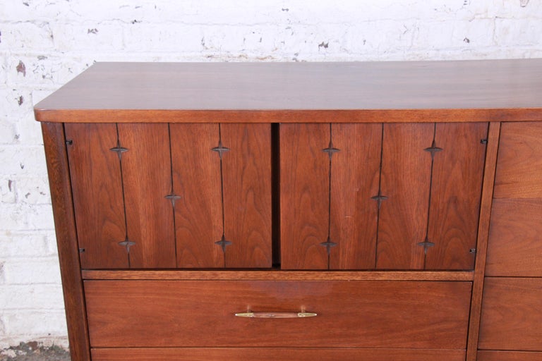 Broyhill Saga MidCentury Modern Walnut Magna Gentleman's Chest, 1960s