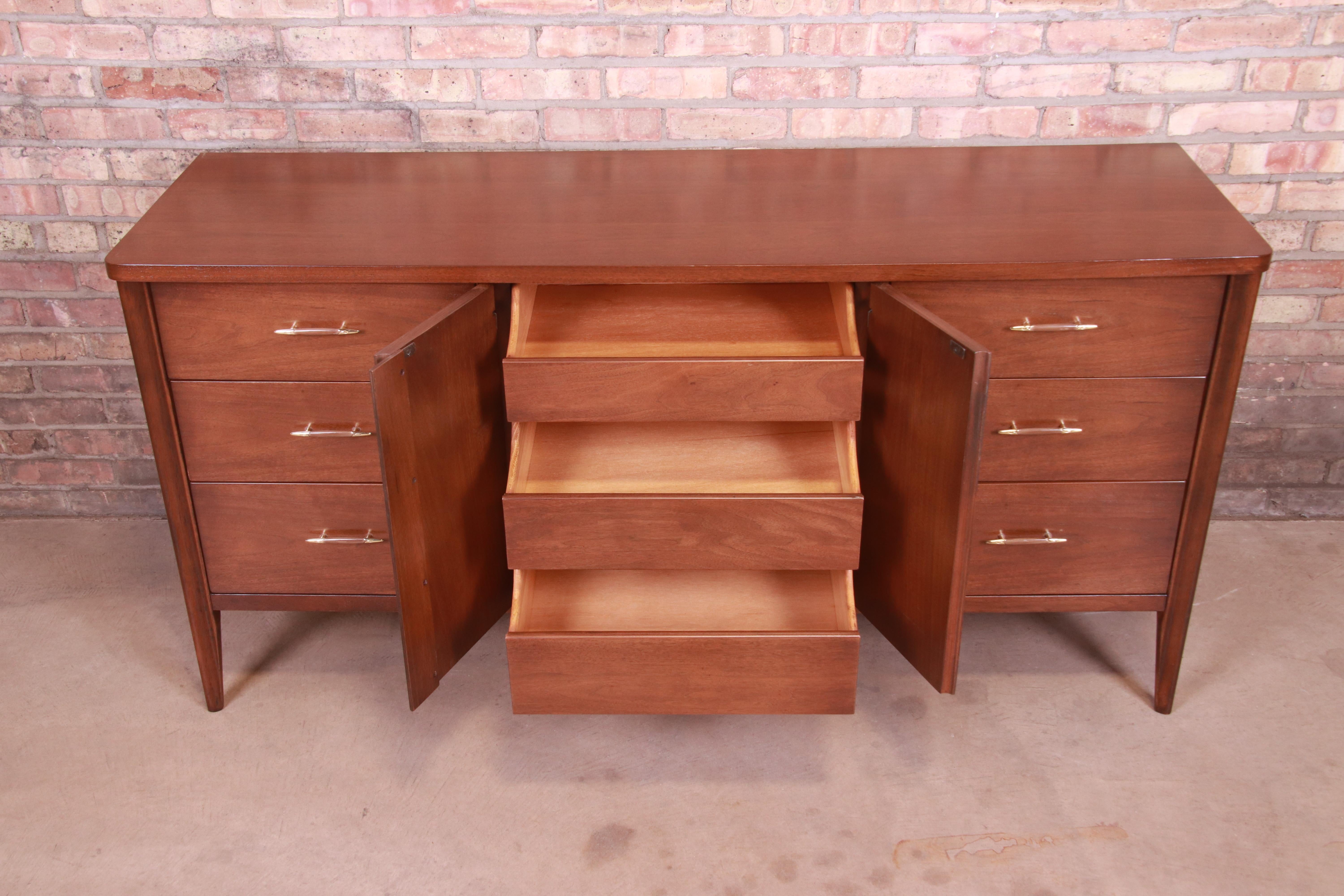 Broyhill Saga Mid-Century Modern Walnut Triple Dresser or Credenza, Refinished 5