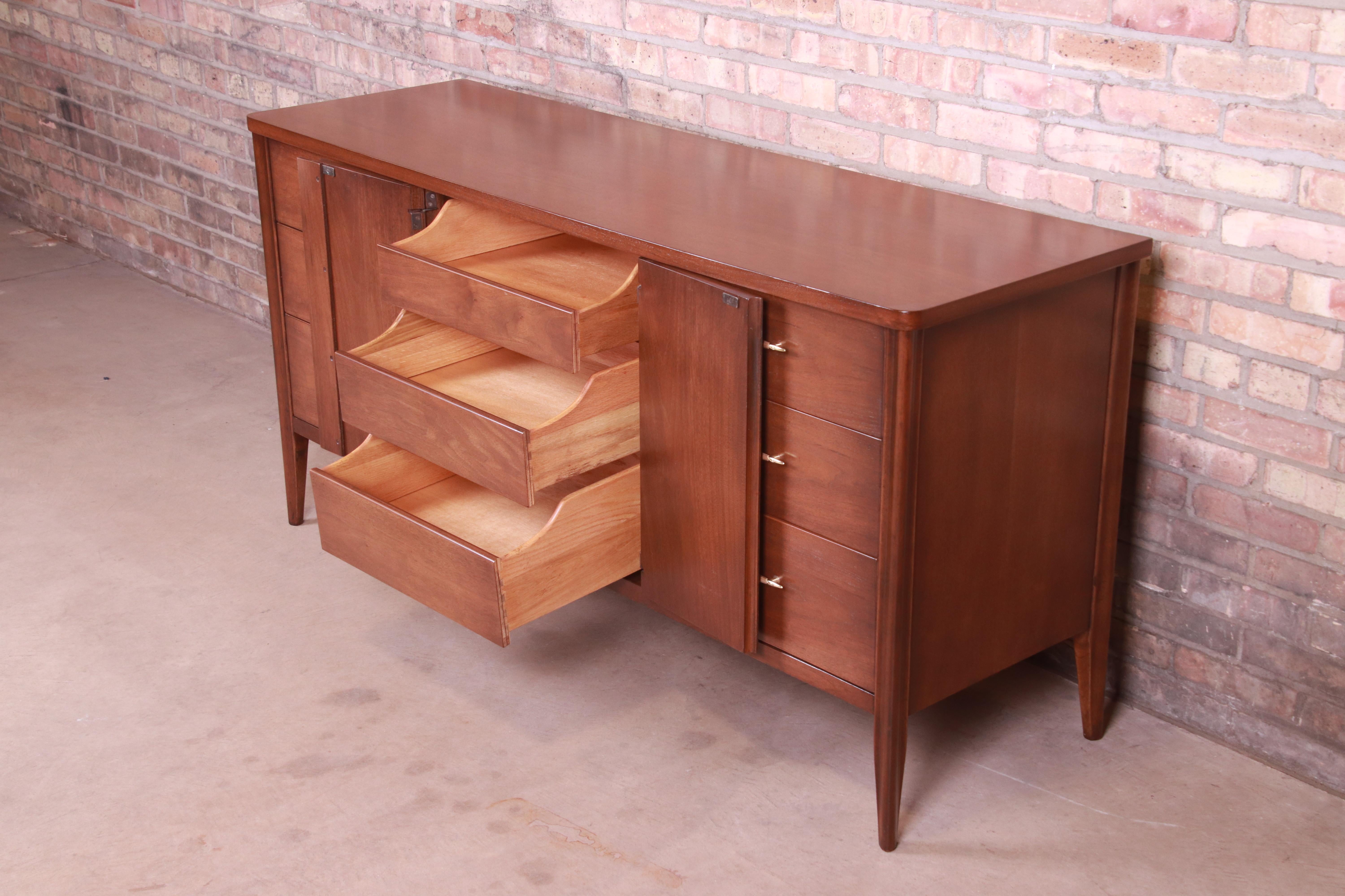 Broyhill Saga Mid-Century Modern Walnut Triple Dresser or Credenza, Refinished 7