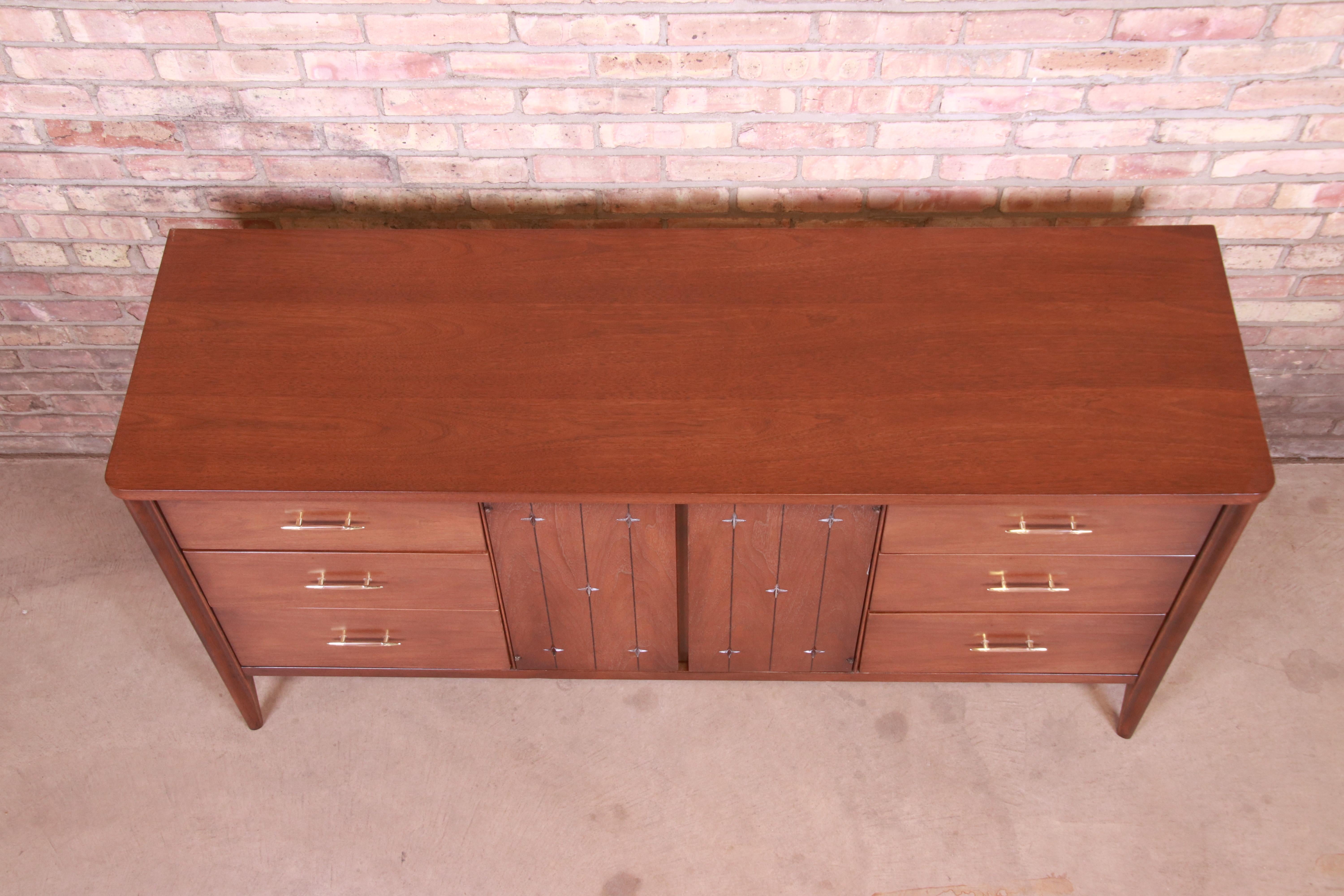 Broyhill Saga Mid-Century Modern Walnut Triple Dresser or Credenza, Refinished 9