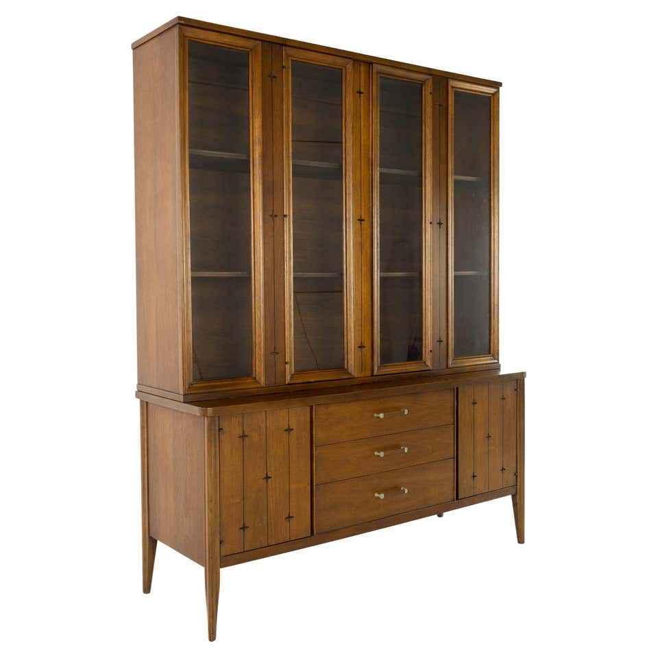 Broyhill Saga Hutch For Sale on 1stDibs big lots hutch
