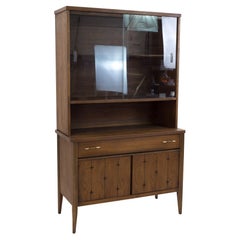 Broyhill Saga Mid Century Walnut Credenza Buffet with Hutch