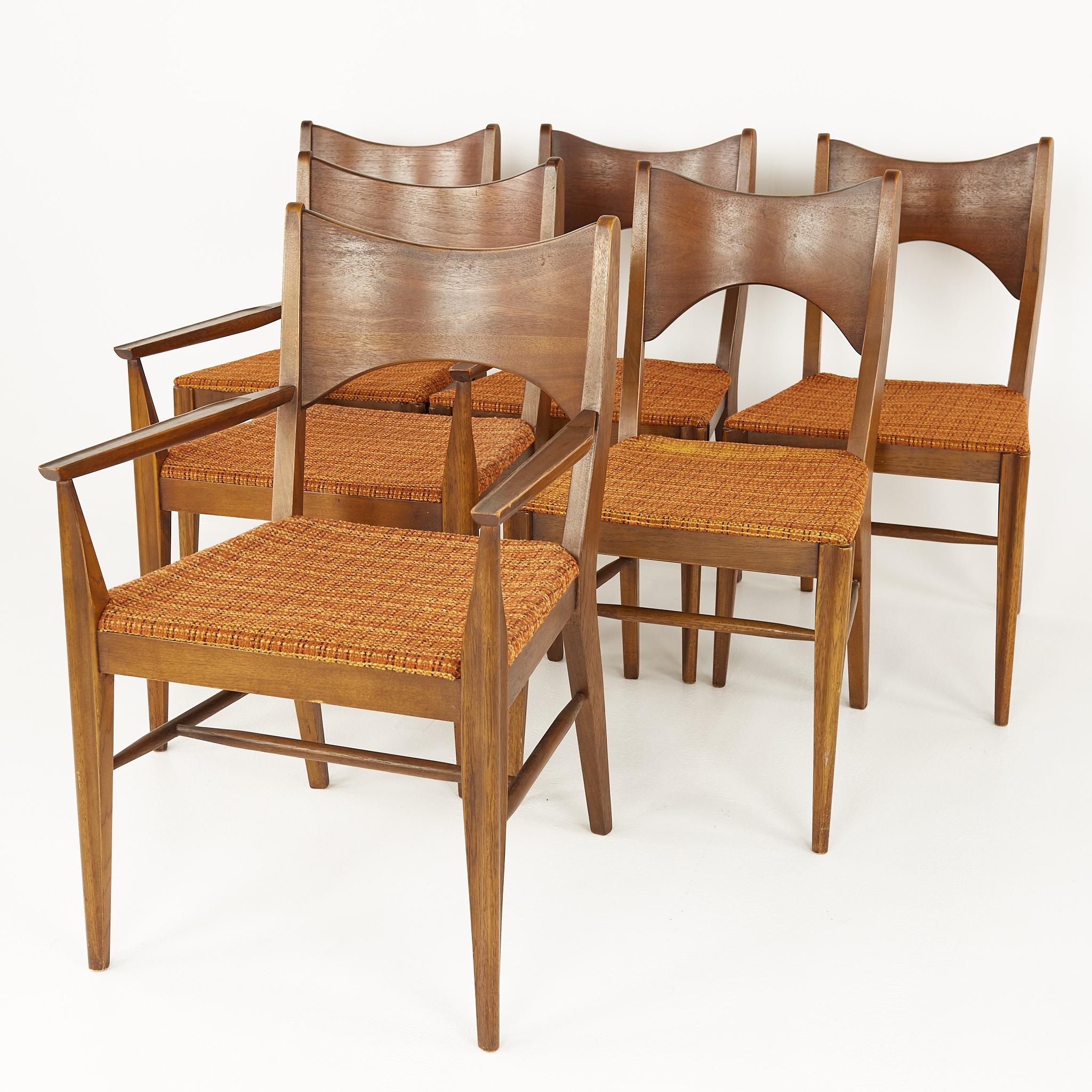 broyhill saga dining chairs