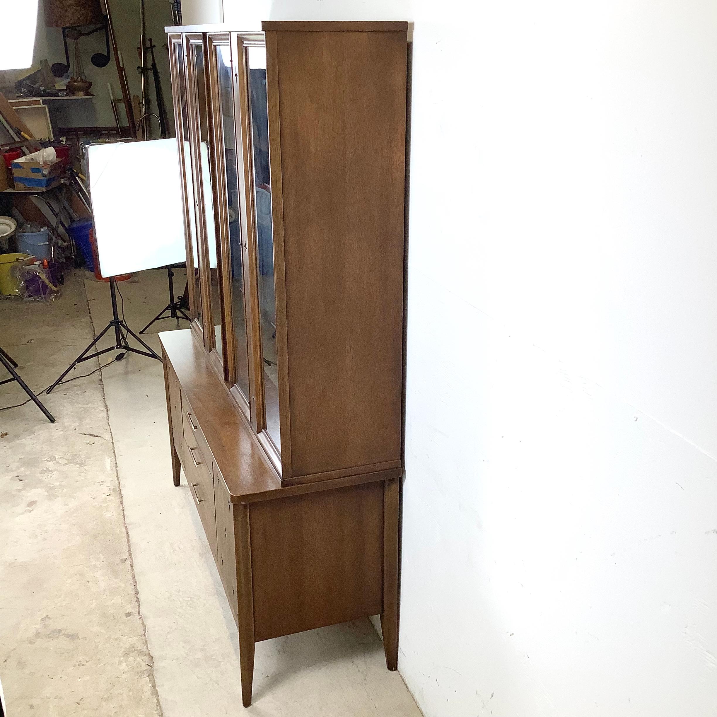 Wood Broyhill 