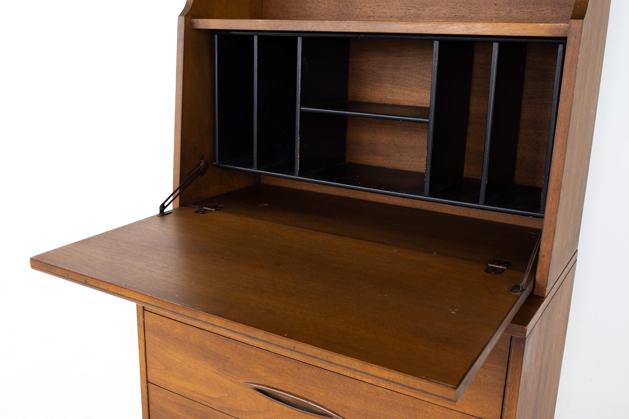 Late 20th Century Broyhill Sculptra Brutalist Mid Century Bar Buffet and Hutch
