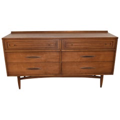 Commode sculpturale Broyhill