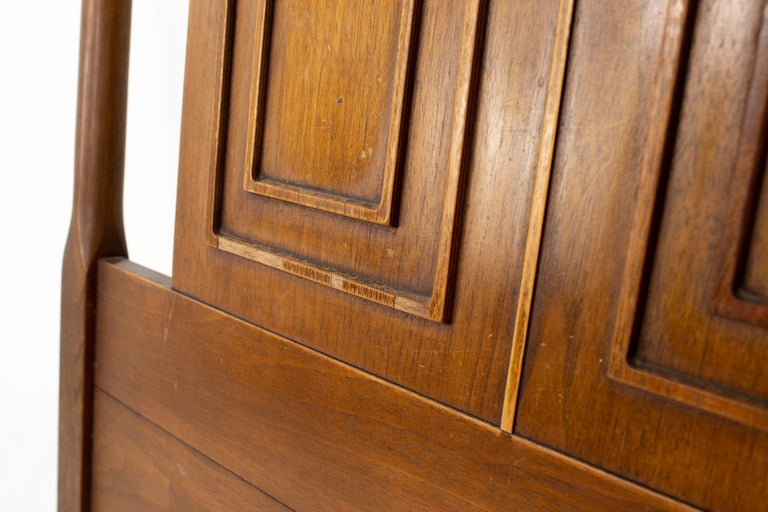 Broyhill Sculptra Mid Century King Headboard at 1stDibs broyhill king