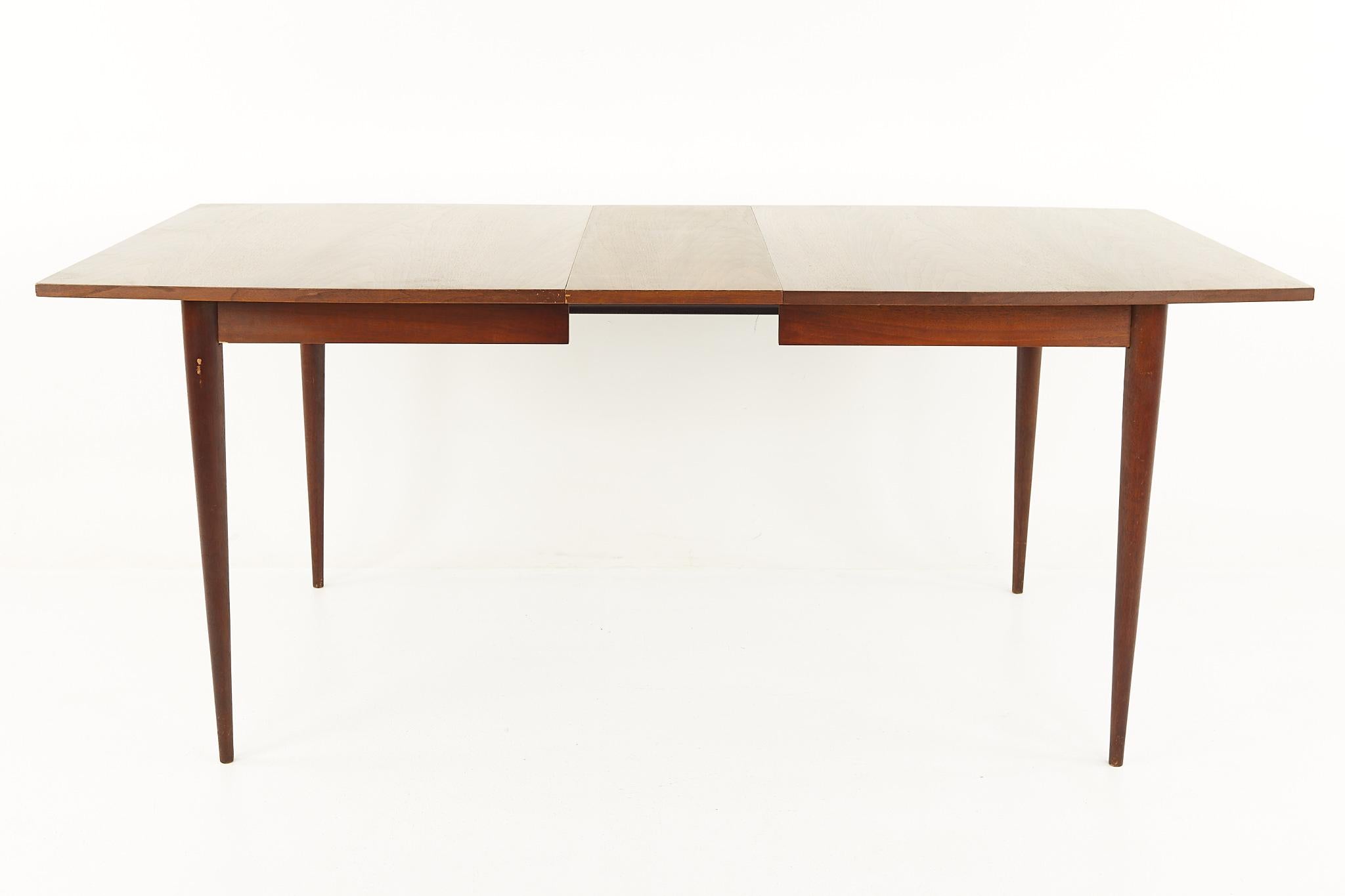 American Broyhill Sculptra Mid Century Walnut Dining Table with 3 Leaves