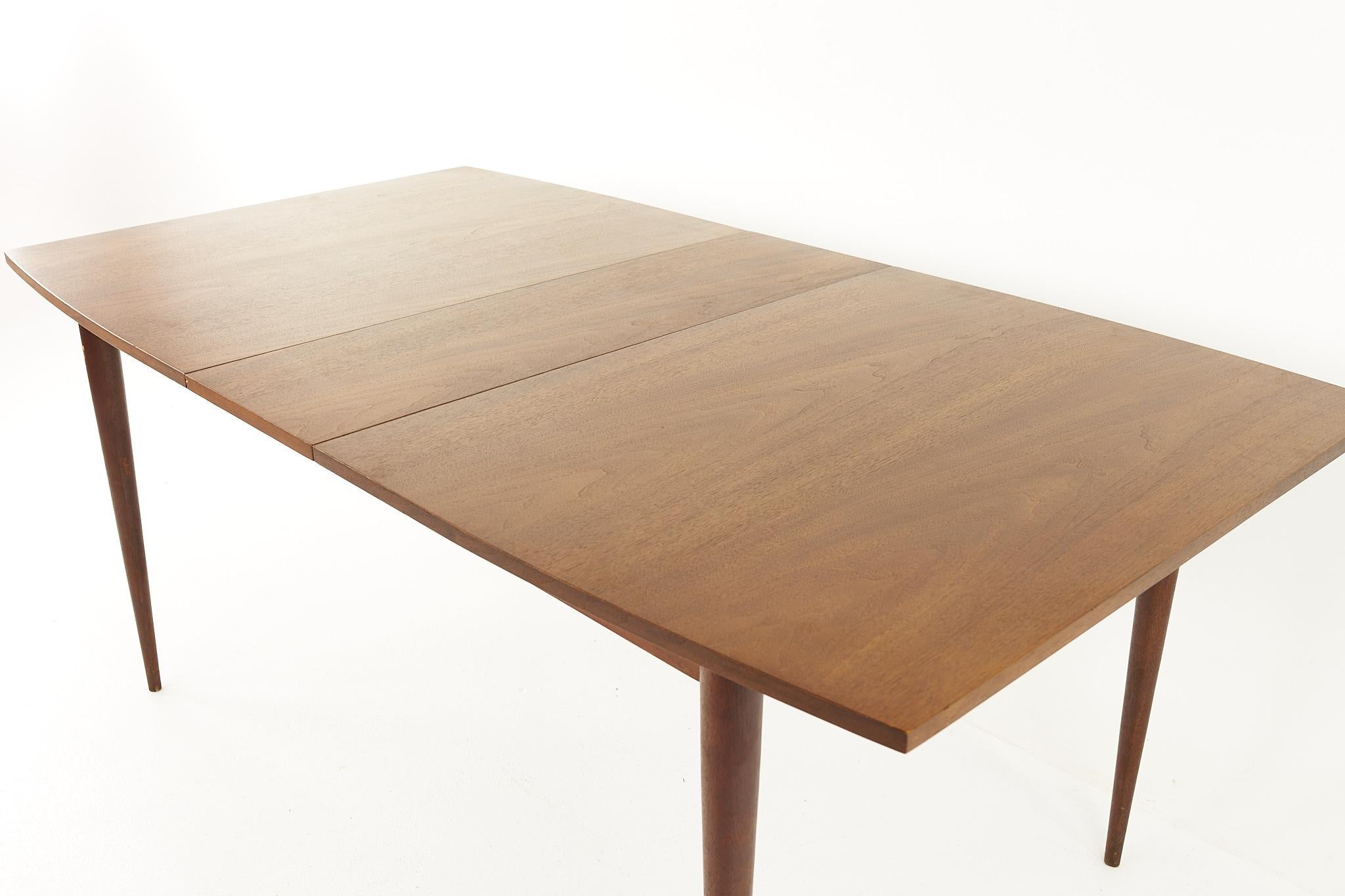 Broyhill Sculptra Mid Century Walnut Dining Table with 3 Leaves For Sale 1