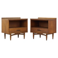 Broyhill Sculptra Midcentury Walnut Nightstand, Pair