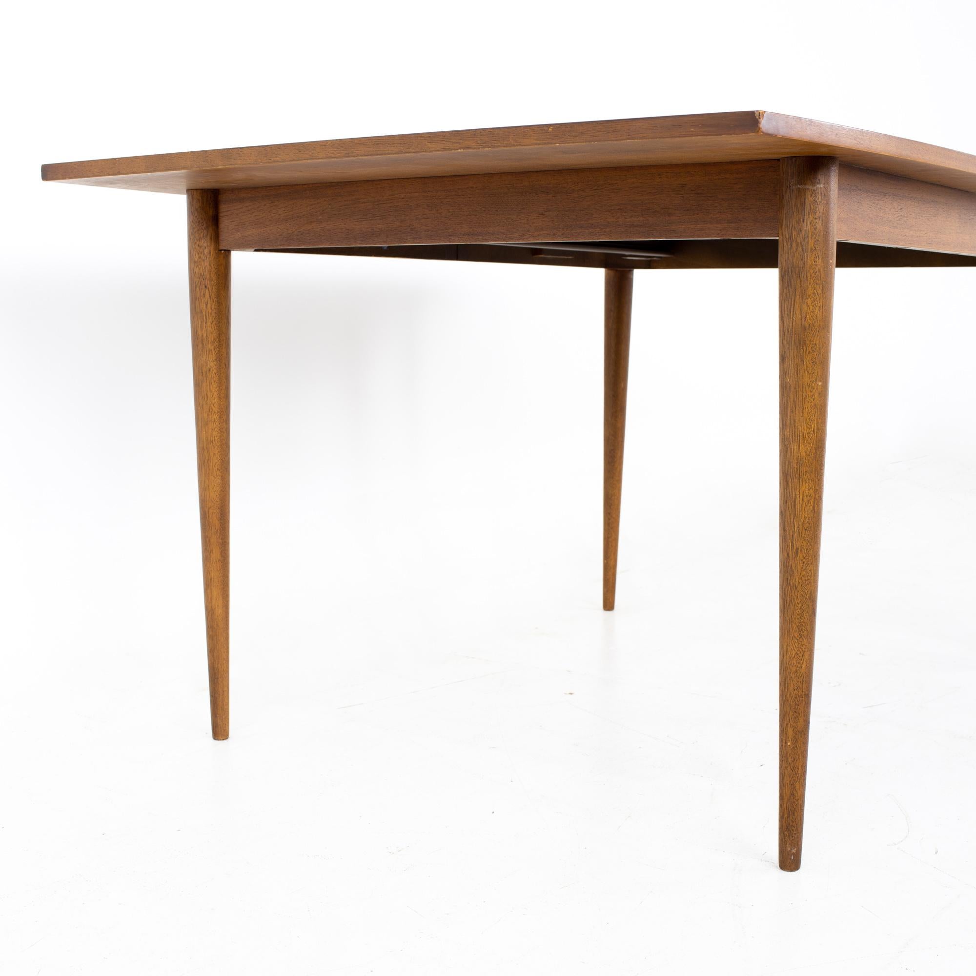 Broyhill Sculptra Mid Century Walnut Surfboard Expanding Dining Table 2 Leaves 2