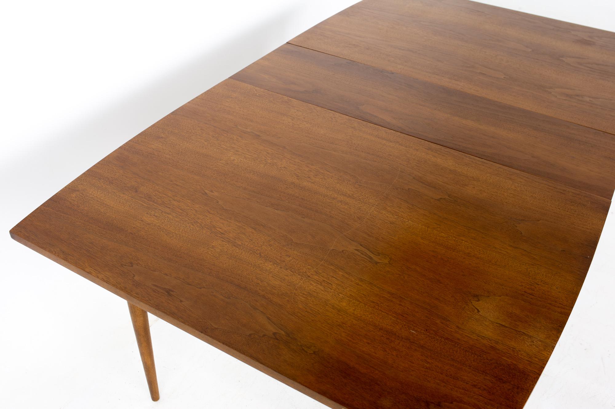 Late 20th Century Broyhill Sculptra Mid Century Walnut Surfboard Expanding Dining Table 2 Leaves