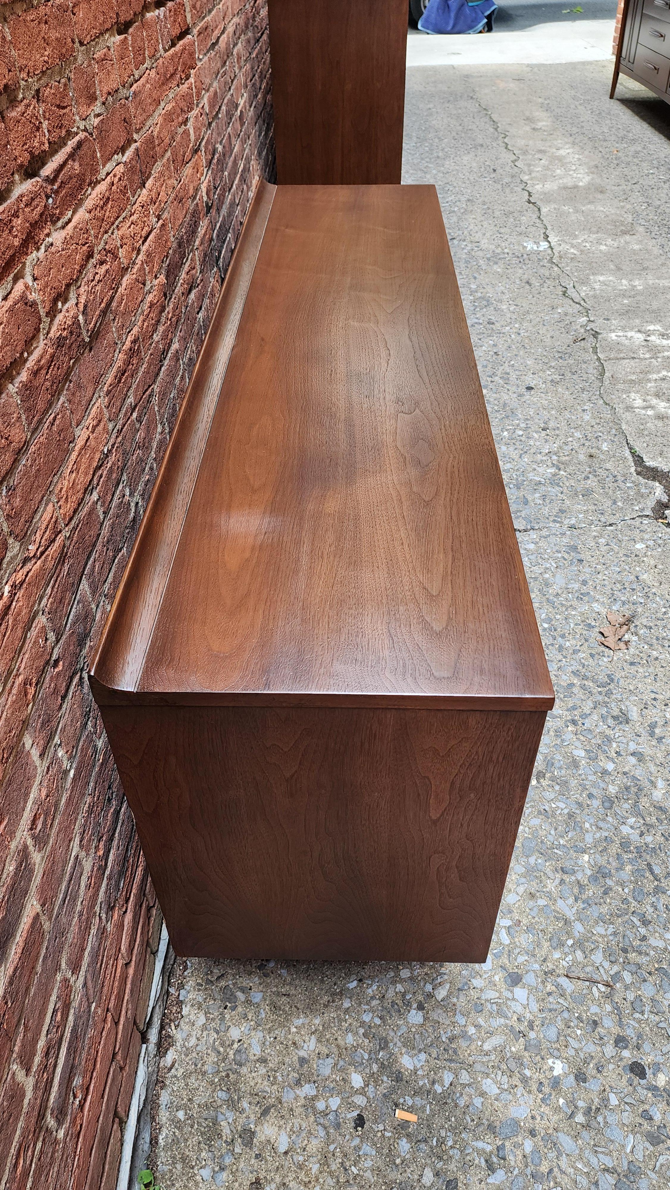 Broyhill Sculptra Walnut Low Dresser Mid-Century Modern For Sale 3