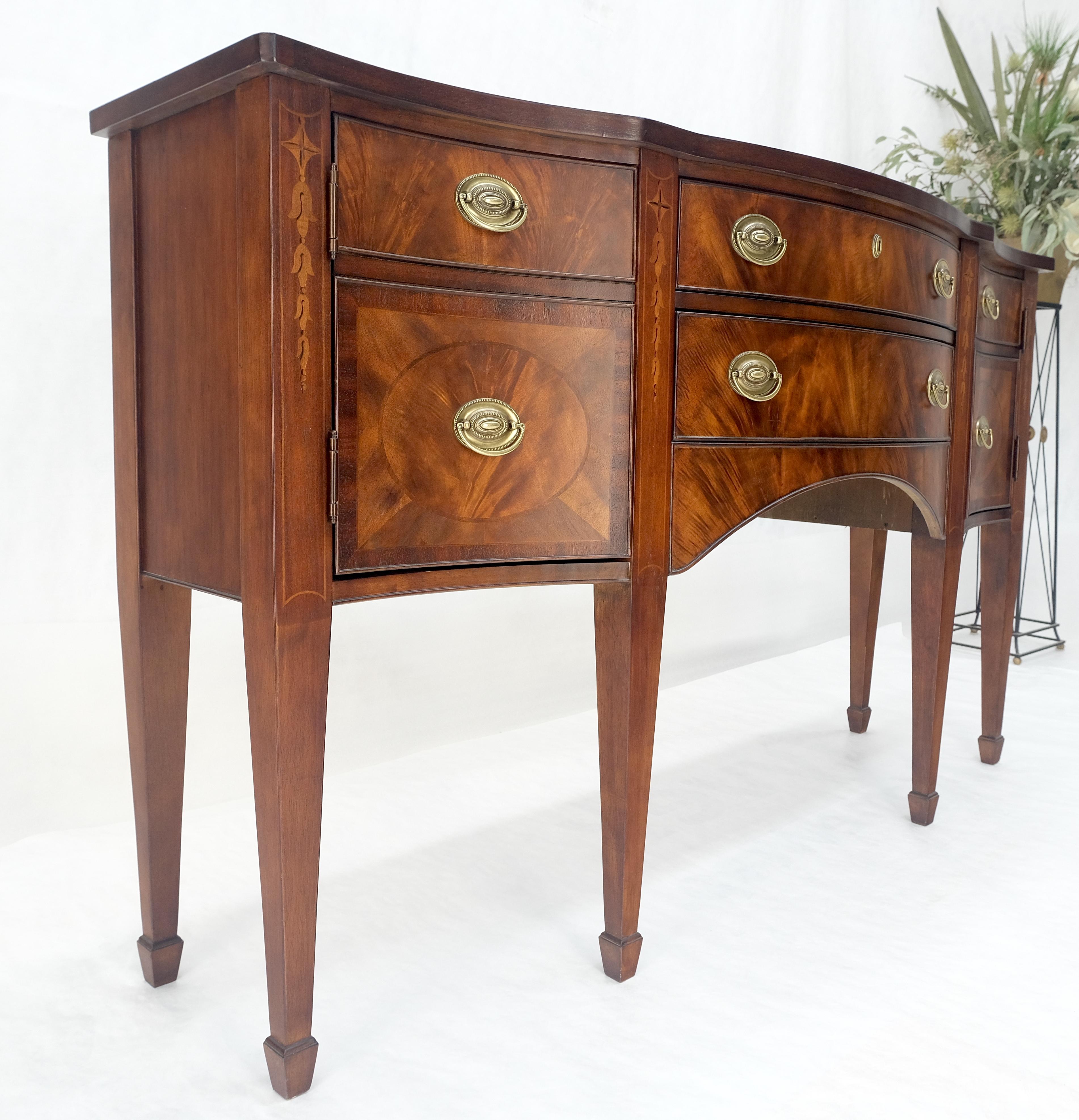 Broyhyll Bow Front Crotch Mahogany Banded Top Sideboard Buffet Console MINT! For Sale 7