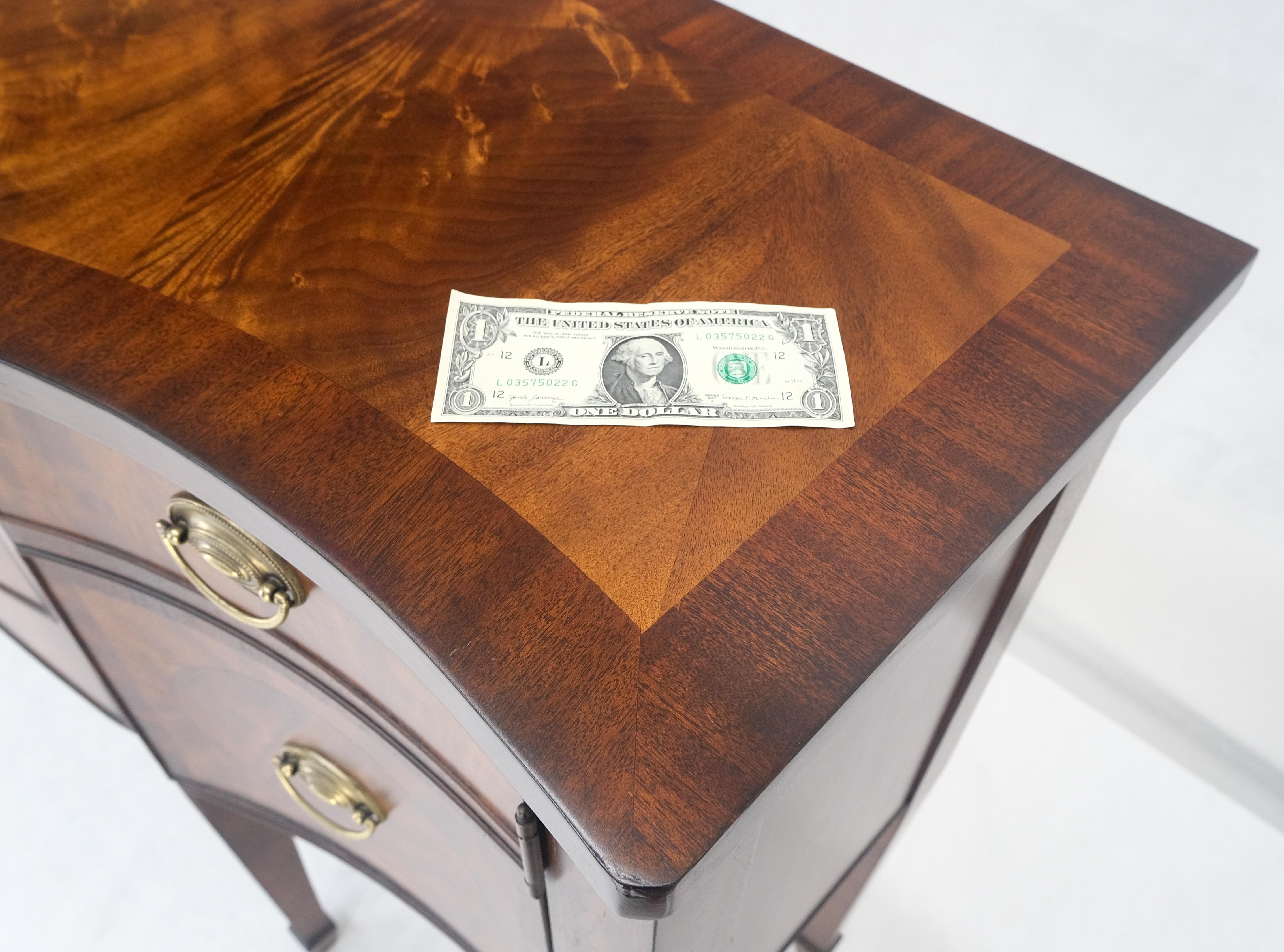 Broyhyll Bow Front Crotch Mahogany Banded Top Sideboard Buffet Console MINT! For Sale 8