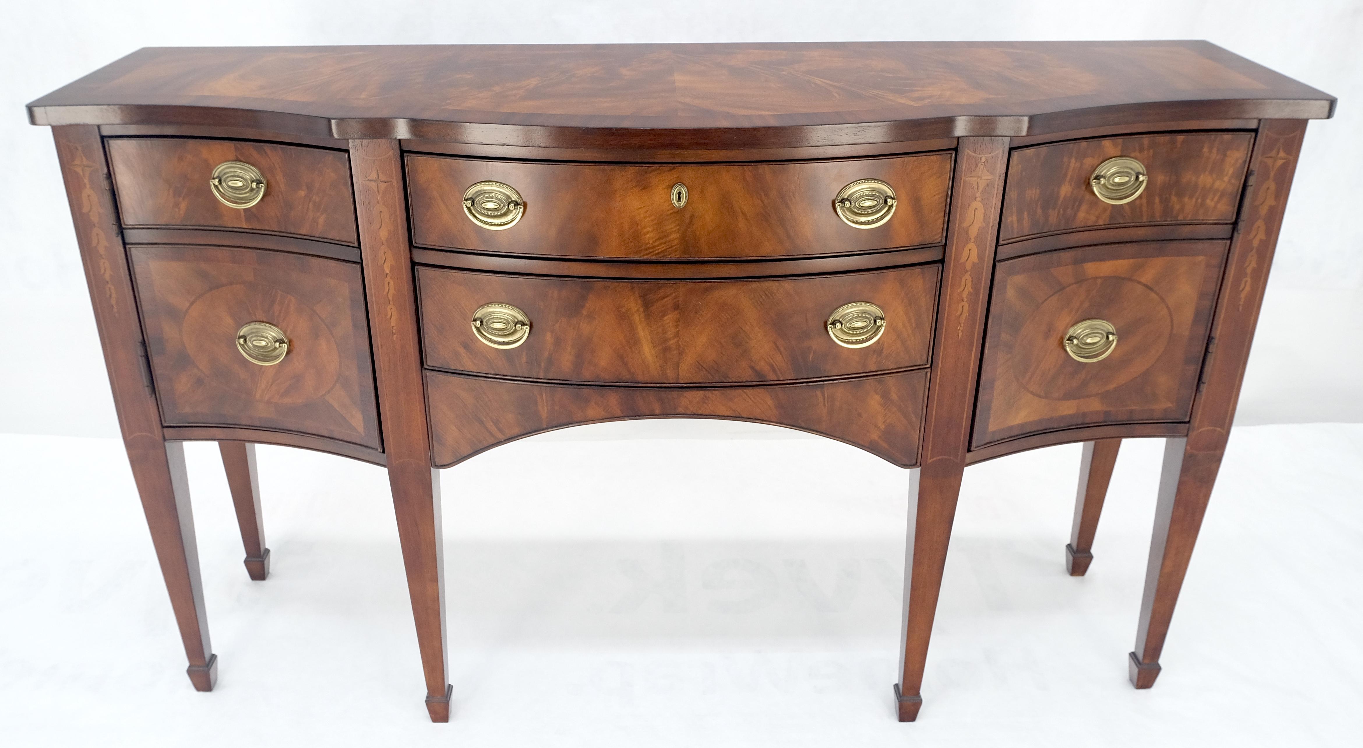 American Broyhyll Bow Front Crotch Mahogany Banded Top Sideboard Buffet Console MINT! For Sale
